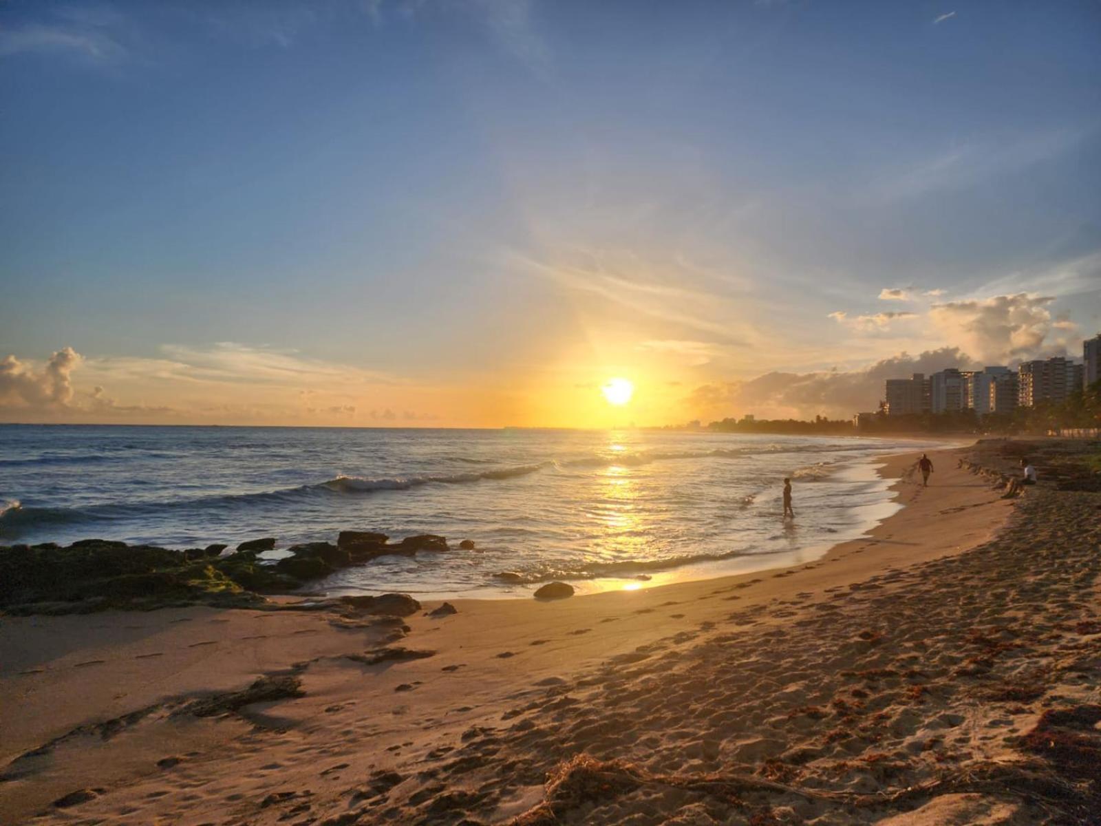 Luxurious Beachside 3-Br Apt San Juan Exterior foto